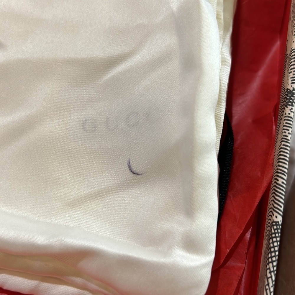 Gucci Ultrapace Athletic sneakers women’s 38.5. NIOB - Picture 13 of 14